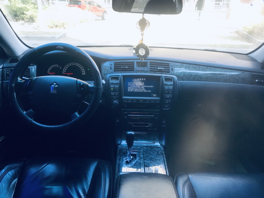 跑了最多里程的皇冠,皇冠2.5和雅阁2.4哪个动力好