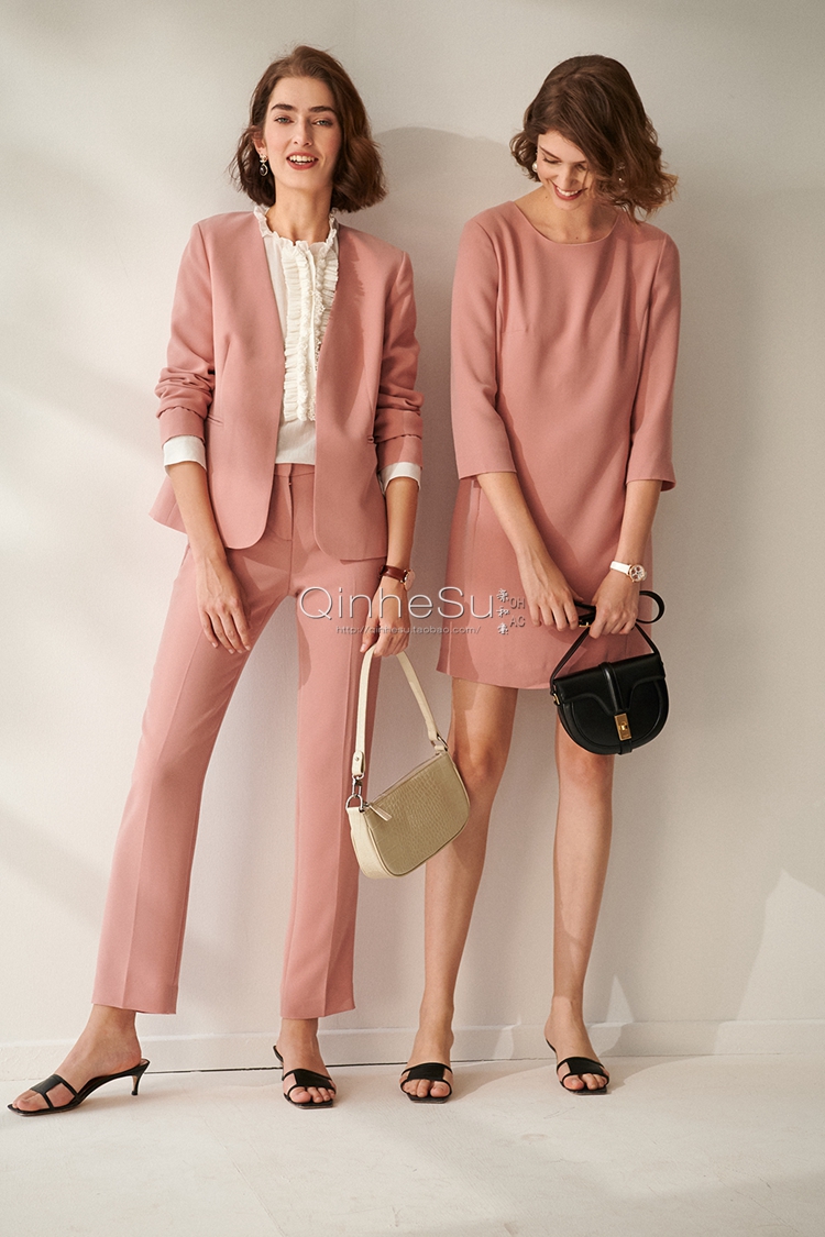 有了装备进入无敌状态,有套装了还需要变卡么