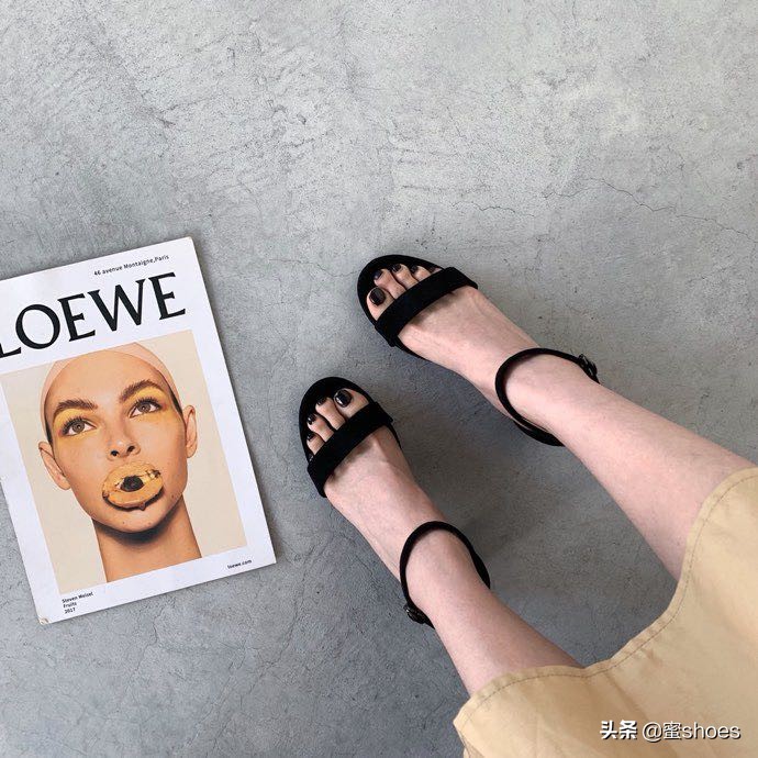 百丽女鞋高端款,百丽受欢迎的女鞋款式有哪些