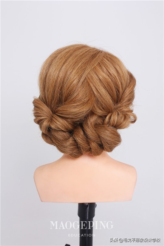 手残党专属超级简单短发旗袍盘发,手残党一看就会的盘发高贵典雅