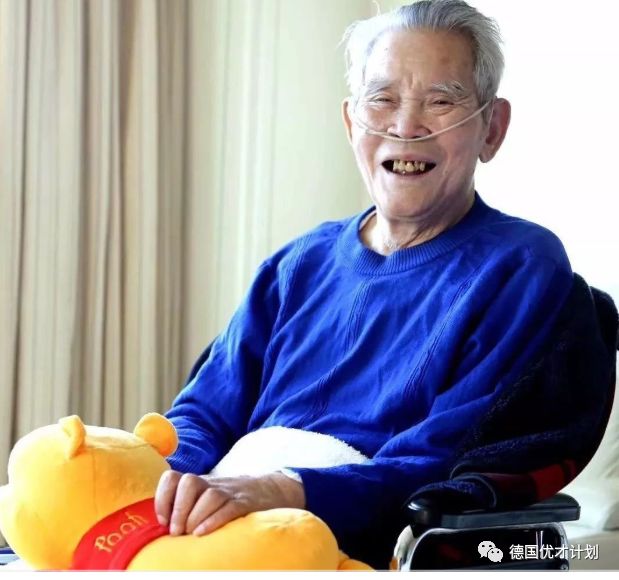 刚刚惊闻噩耗,刚刚噩耗传来