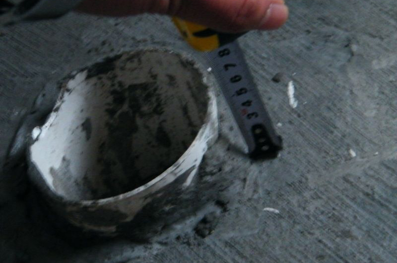 刚入住马桶就堵了找房东吗,楼房马桶下水管道堵了