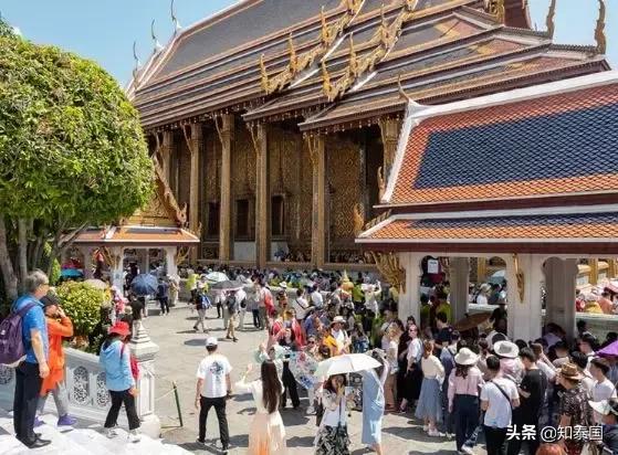 中国人到泰国玩一趟，花多少钱算穷游，多少钱算壕油？