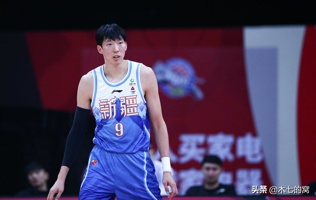 郭艾伦无以伦比,郭艾伦noberry衣服