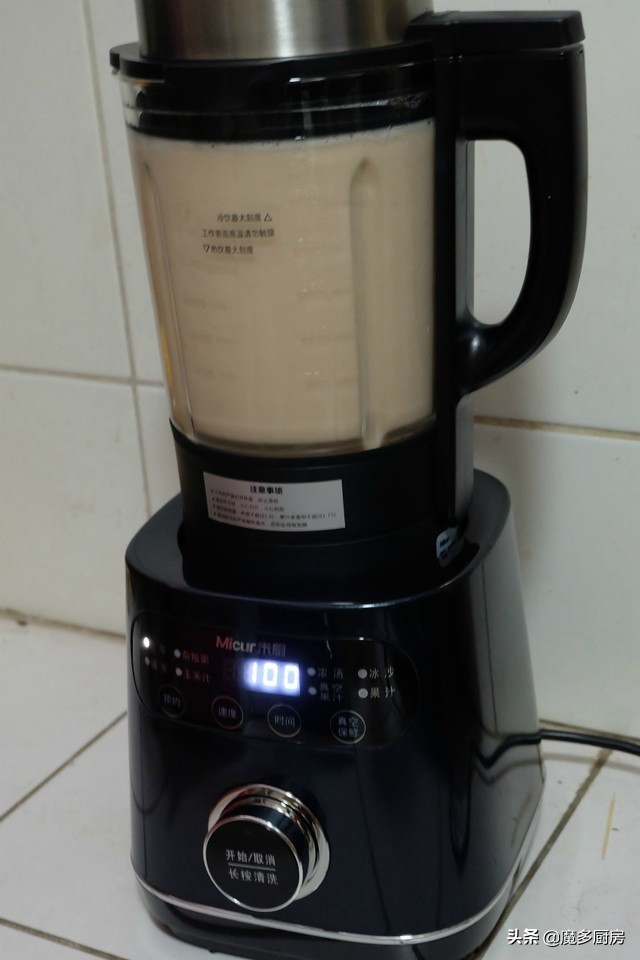 早餐饮品的简单做法,早餐自制五谷豆浆香浓细腻