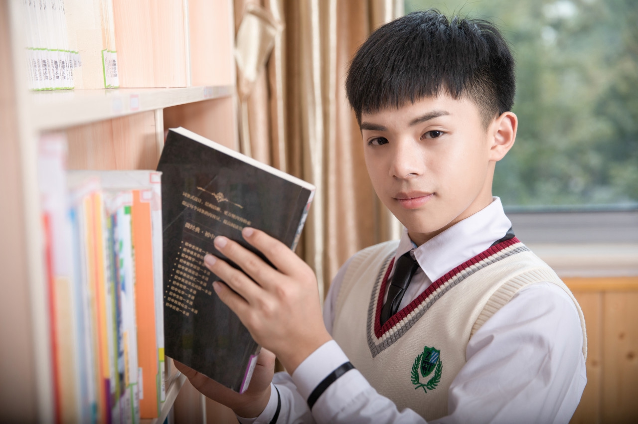 如何帮助初中生克服心理压力,初中生怎样自我调节学习压力