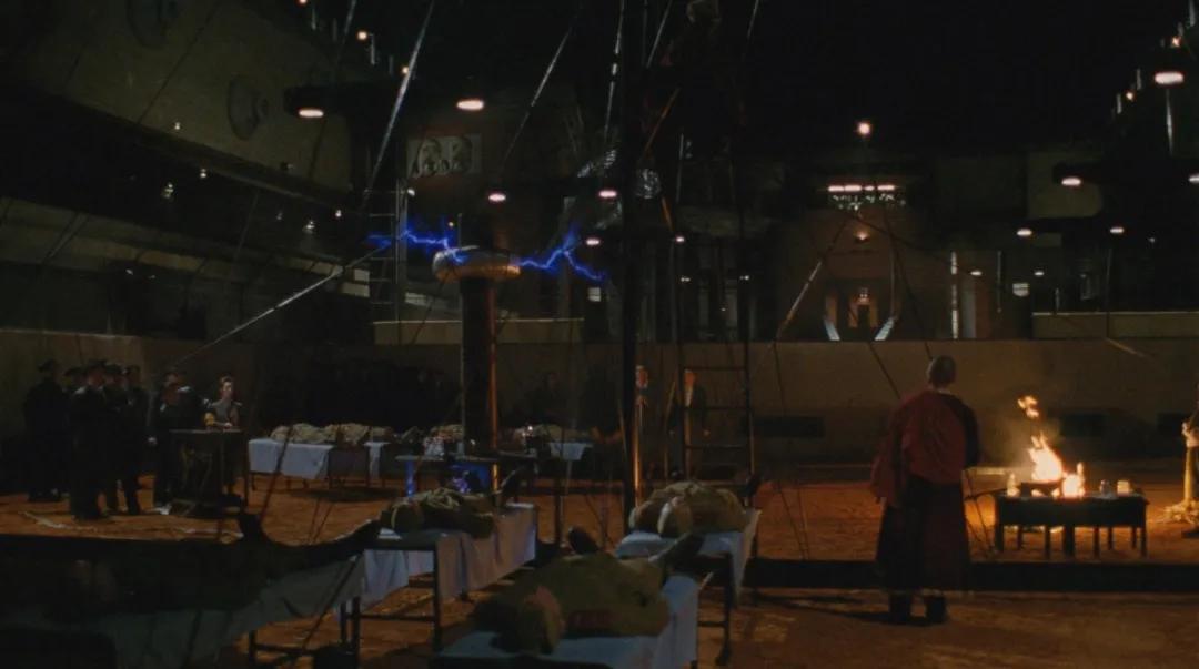 我们在柏林，看了9个小时震撼世界的DAU