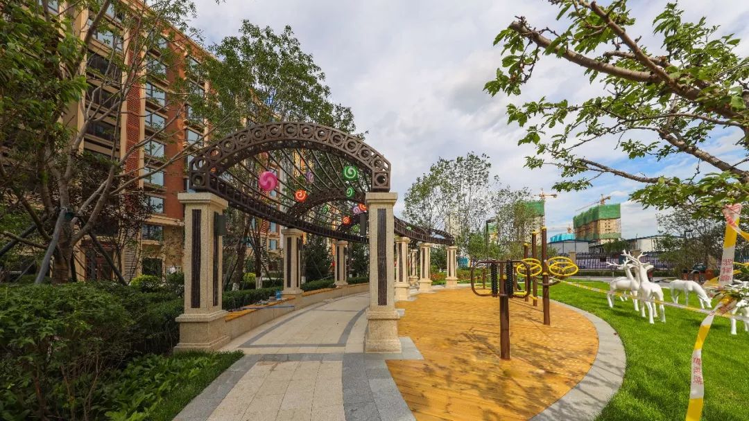 长春万科翡翠公园什么档次,万科翡翠公园轻奢风格装修