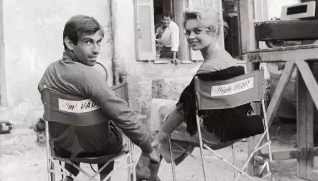 她一生自贱，真相不过是因为童年被毁