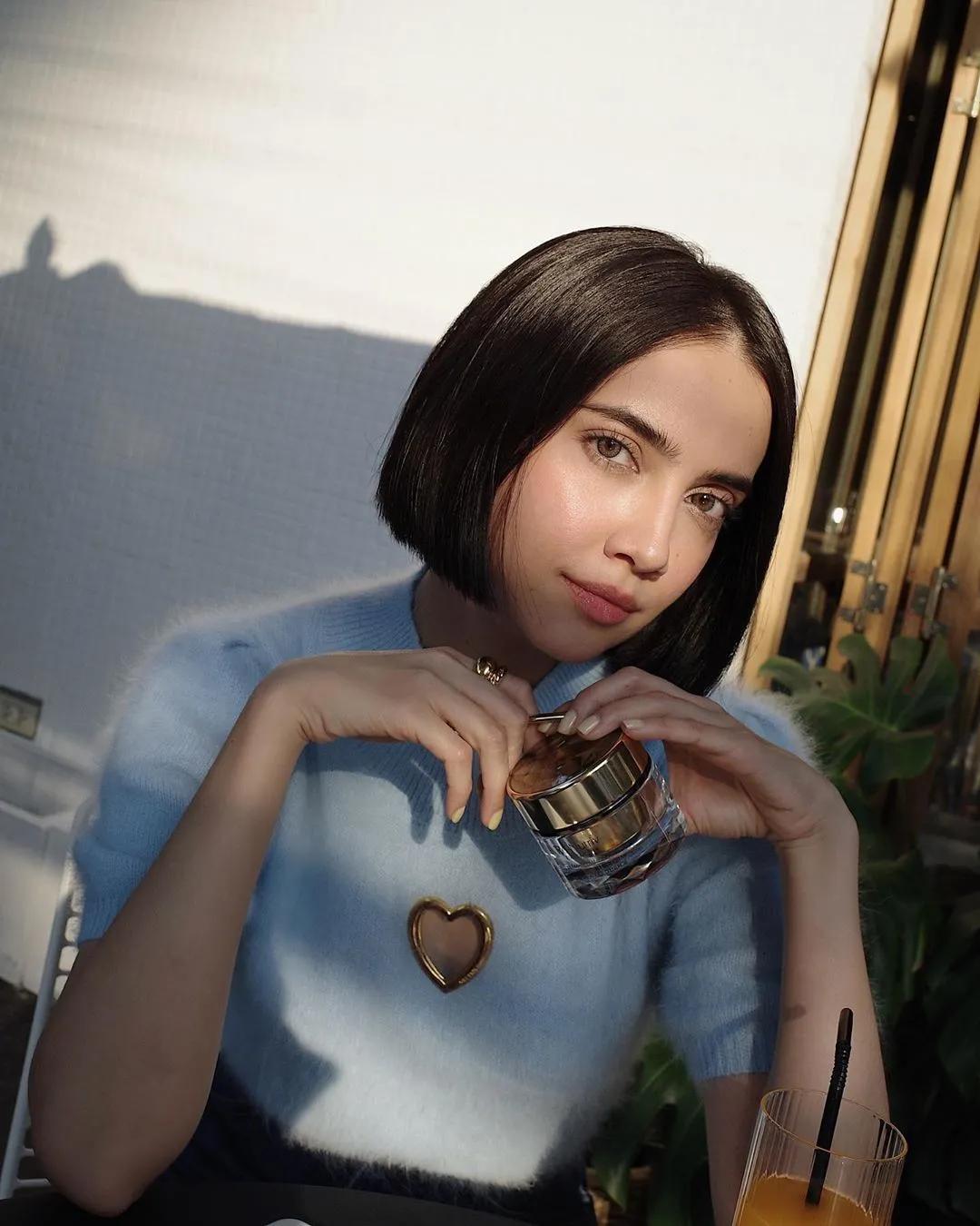 还在追韩系fashion？我已经掉入了泰妹Lisa的坑