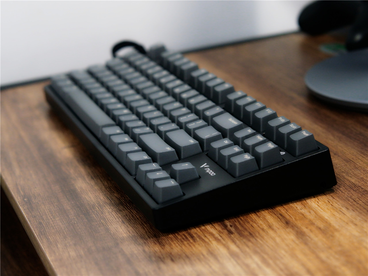 雷柏v860-87是不是金属板,雷柏v860-87键盘怎么样