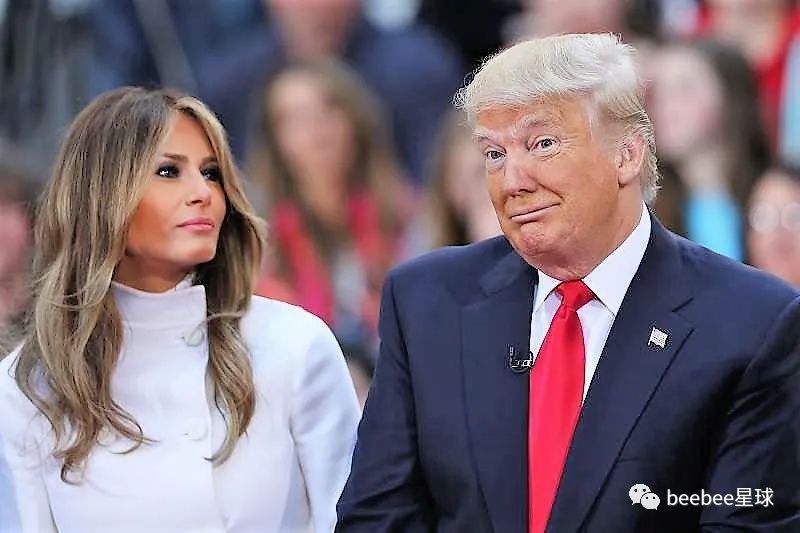 为什么老特的眼袋是白色的？