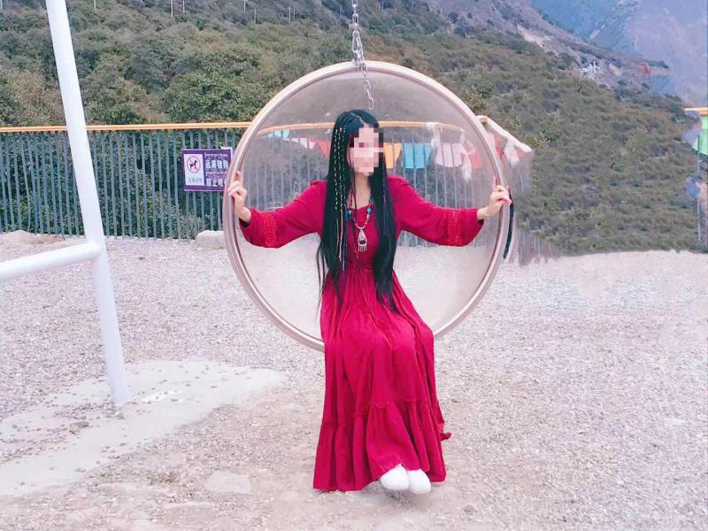 女子买十八件衣服拉萨旅游完退货 (买18件衣服旅游后退货女道歉)