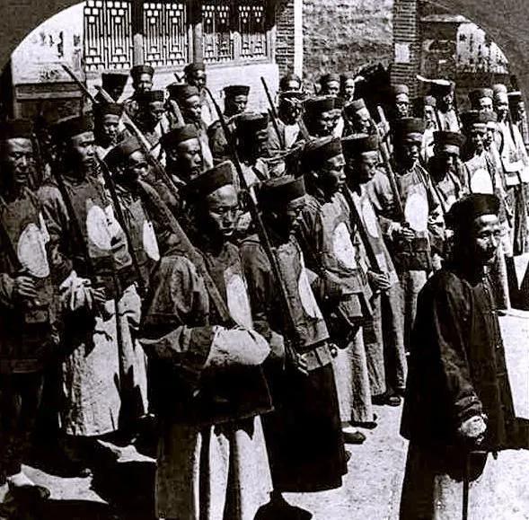 1900年八国联军侵华李鸿章后续,李鸿章被枪击事件