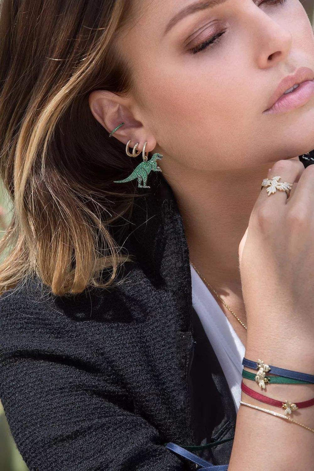 周冬雨高定首饰,周冬雨的珠宝品牌