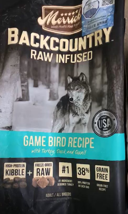 带冻干的猫粮好还是不带的好,冻干猫粮评测