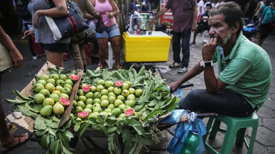 巴西除了足球还剩下什么,除了足球还能做什么