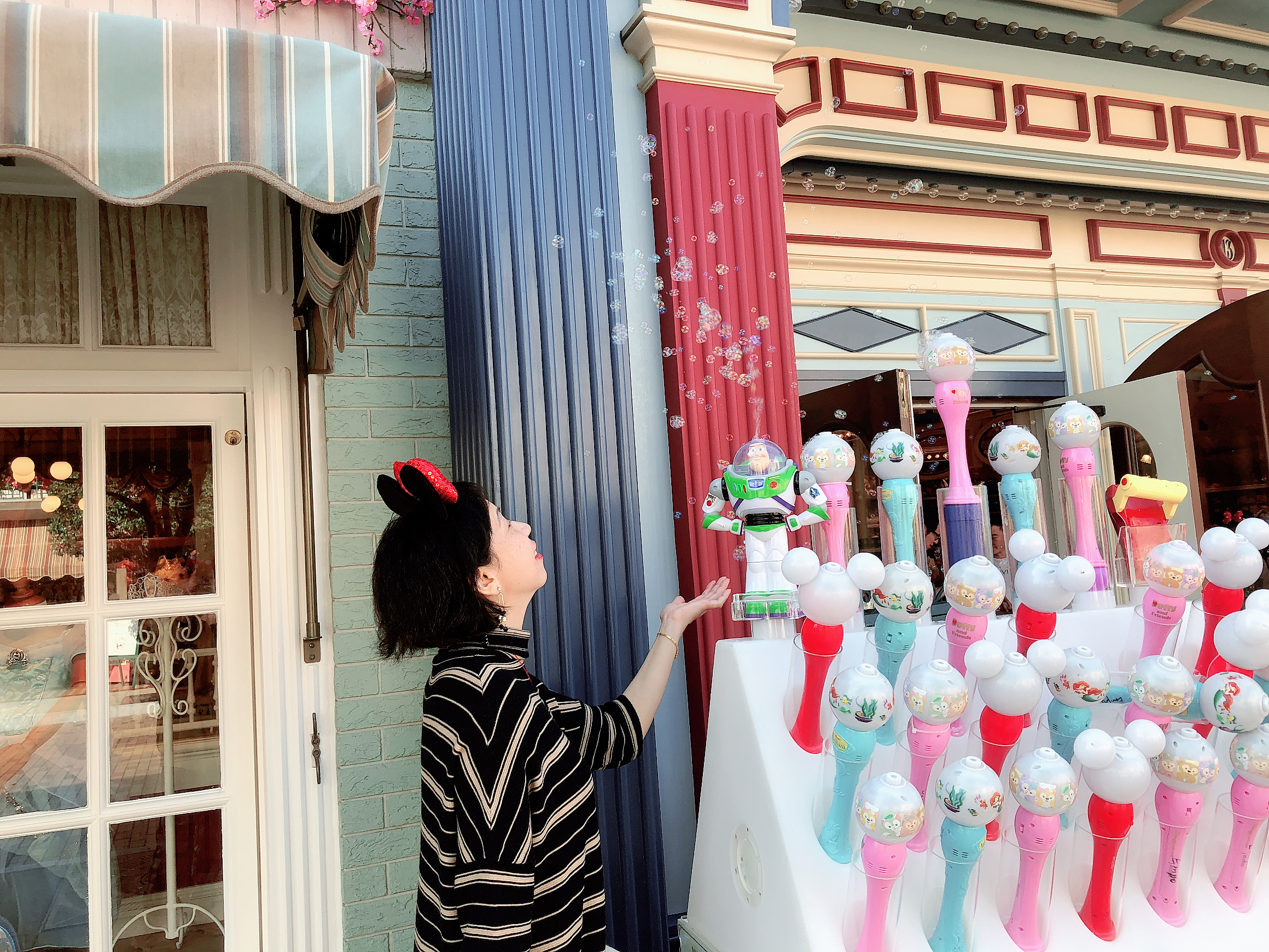 最新香港迪士尼游玩全攻略,香港迪士尼游玩攻略详细