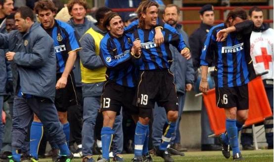 在梅西之前的球王是谁,在梅西之前的球星