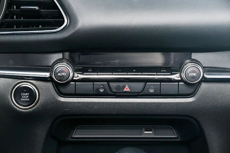 试驾长安马自达CX-30,马自达cx-30试驾车