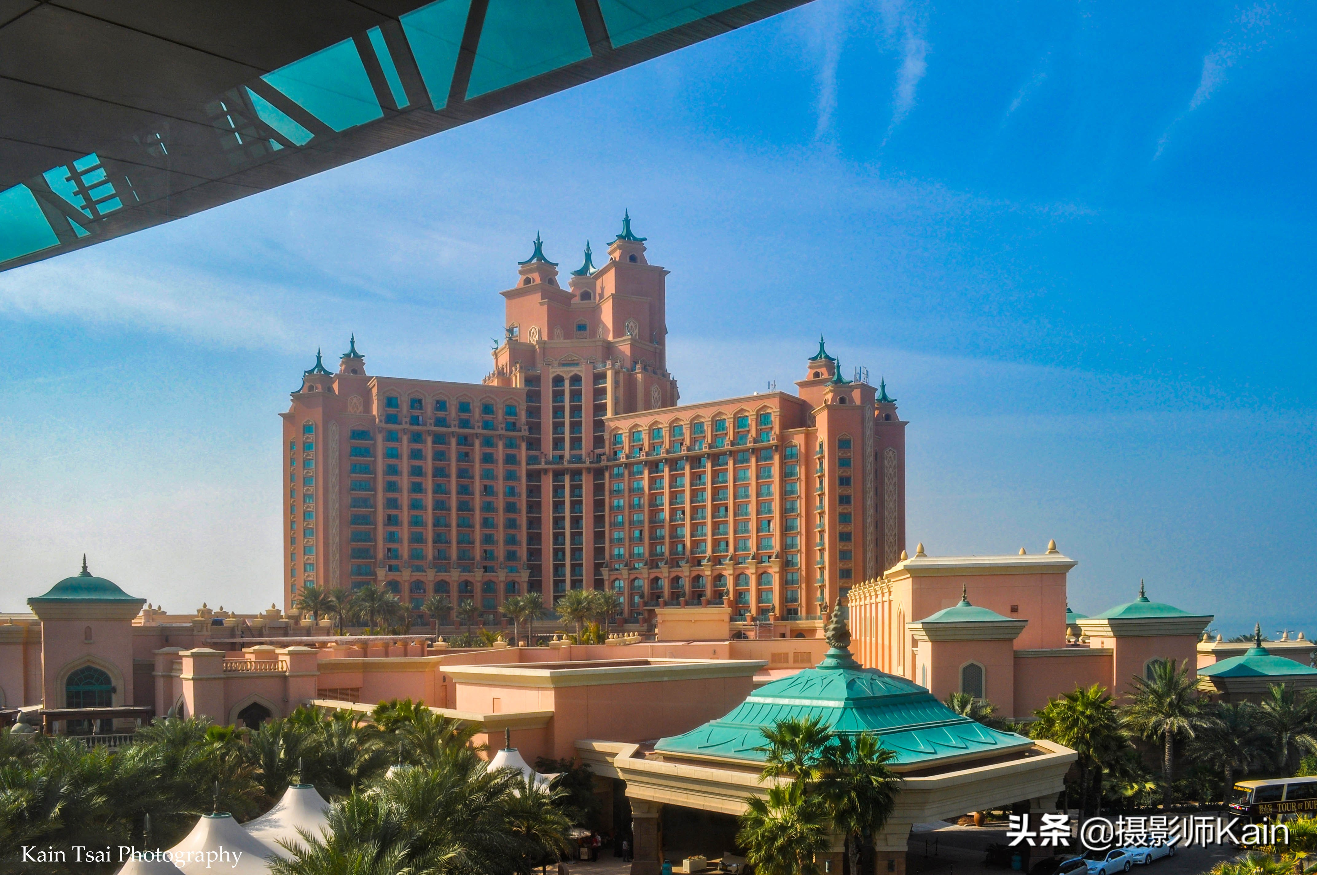 为什么说阿联酋是土豪国,中东最有钱国家阿联酋