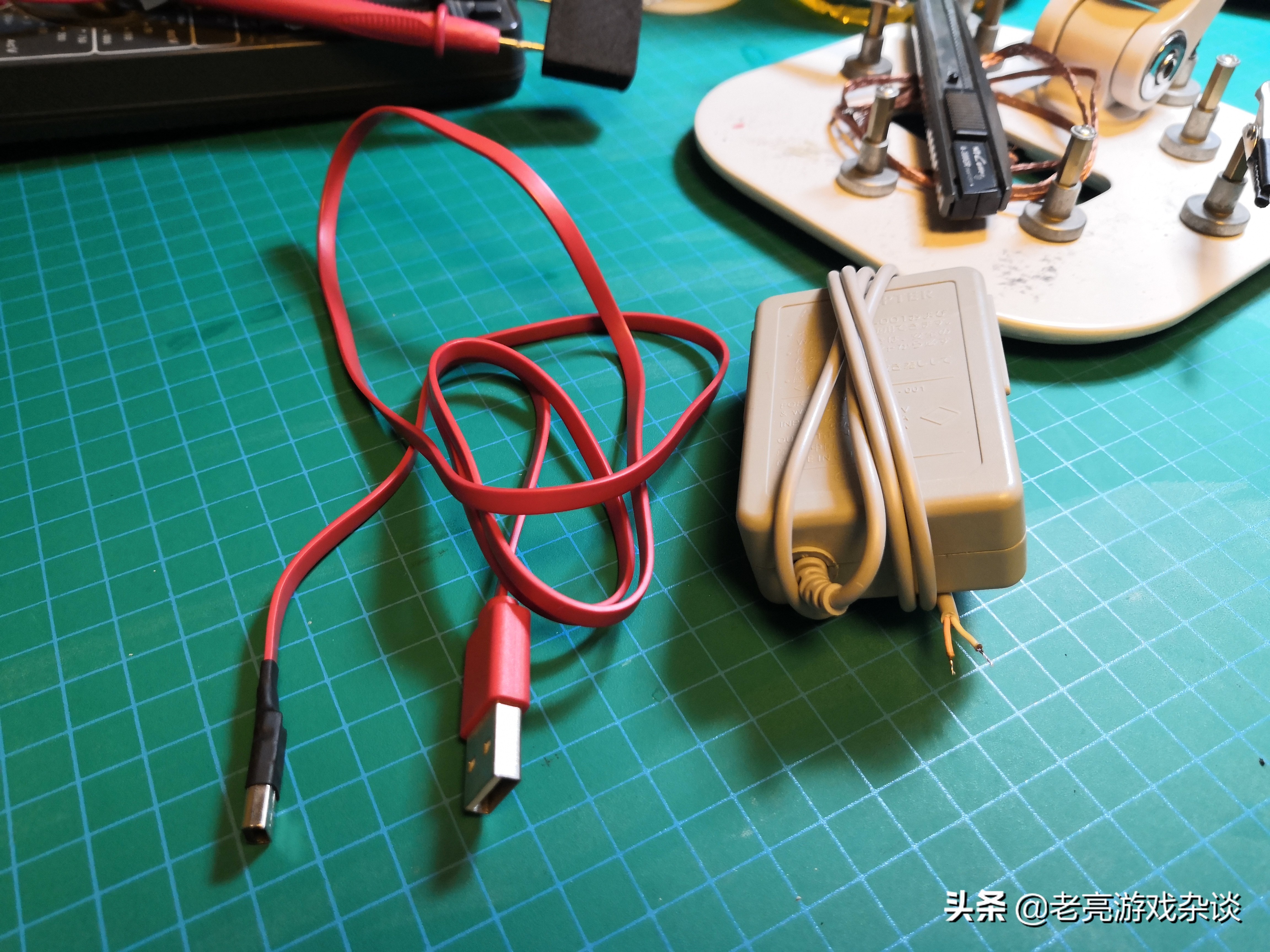 3dsll充电插口是什么,3dsll充电器伸缩