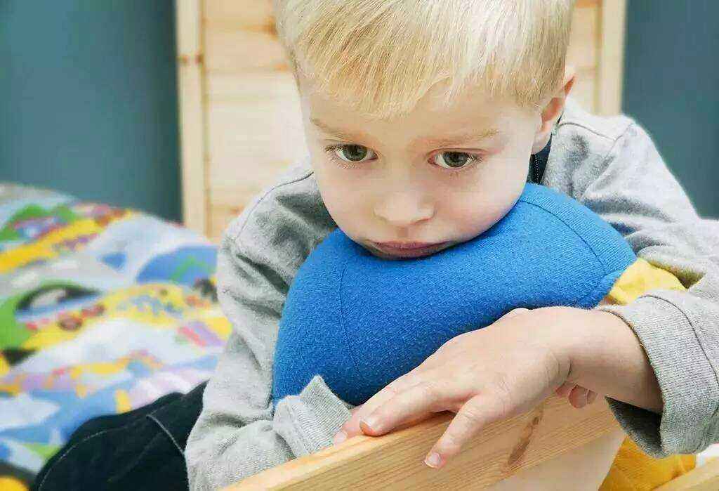 小孩补钙吸收不好怎么办,缺钙的5个月婴儿腿型