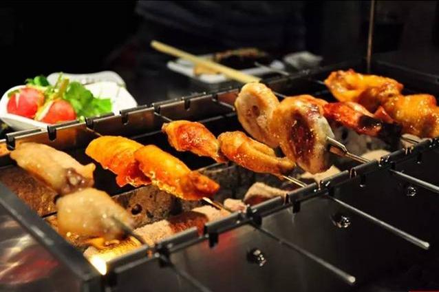 开一家特色烧烤店需要多少钱,开一家特色小吃店加盟