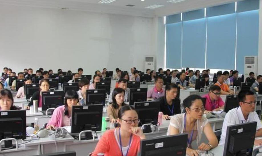 考上985的大学生最后都干什么了,考入985毕业后的生活