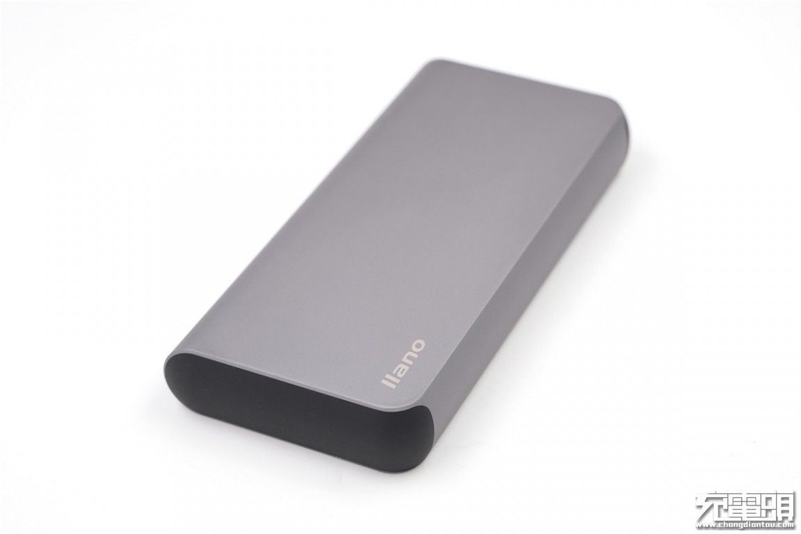 绿巨能22.5瓦充电器,绿巨能18w移动电源评测