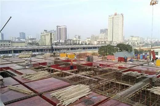 屋面钢筋绑扎应注意哪些事项,屋顶钢筋漏筋怎么处理