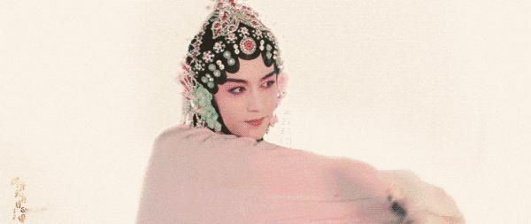 鬓边不是海棠红｜张国荣程蝶衣再现，黄晓明上海滩造型乱入