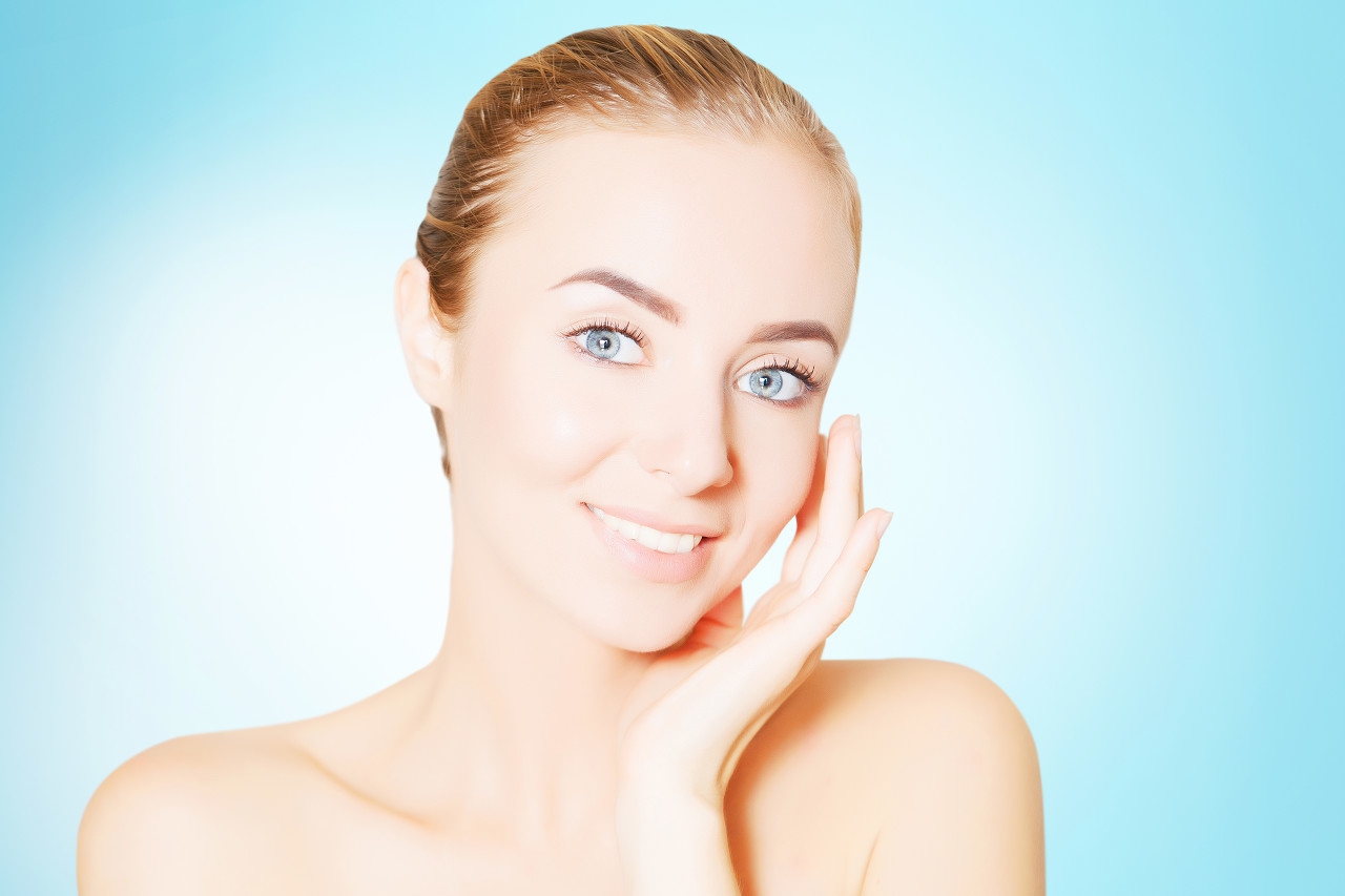 脸部皮肤反复过敏用什么可以修复,皮肤过敏大面积红肿痒反复出现