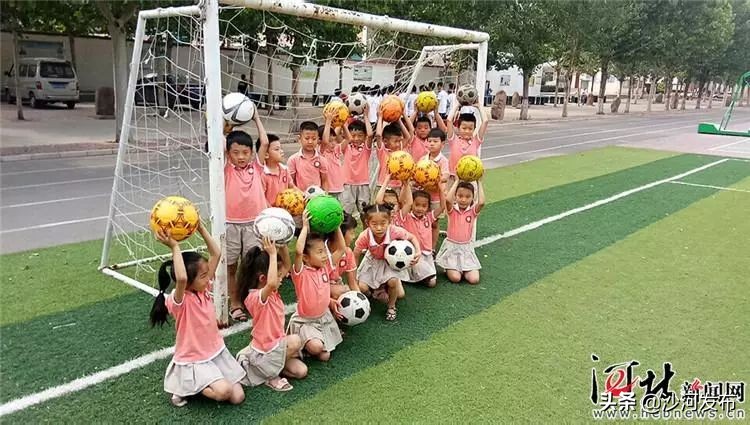 深圳哪里的足球学校比较好,沙河市比较好的学校