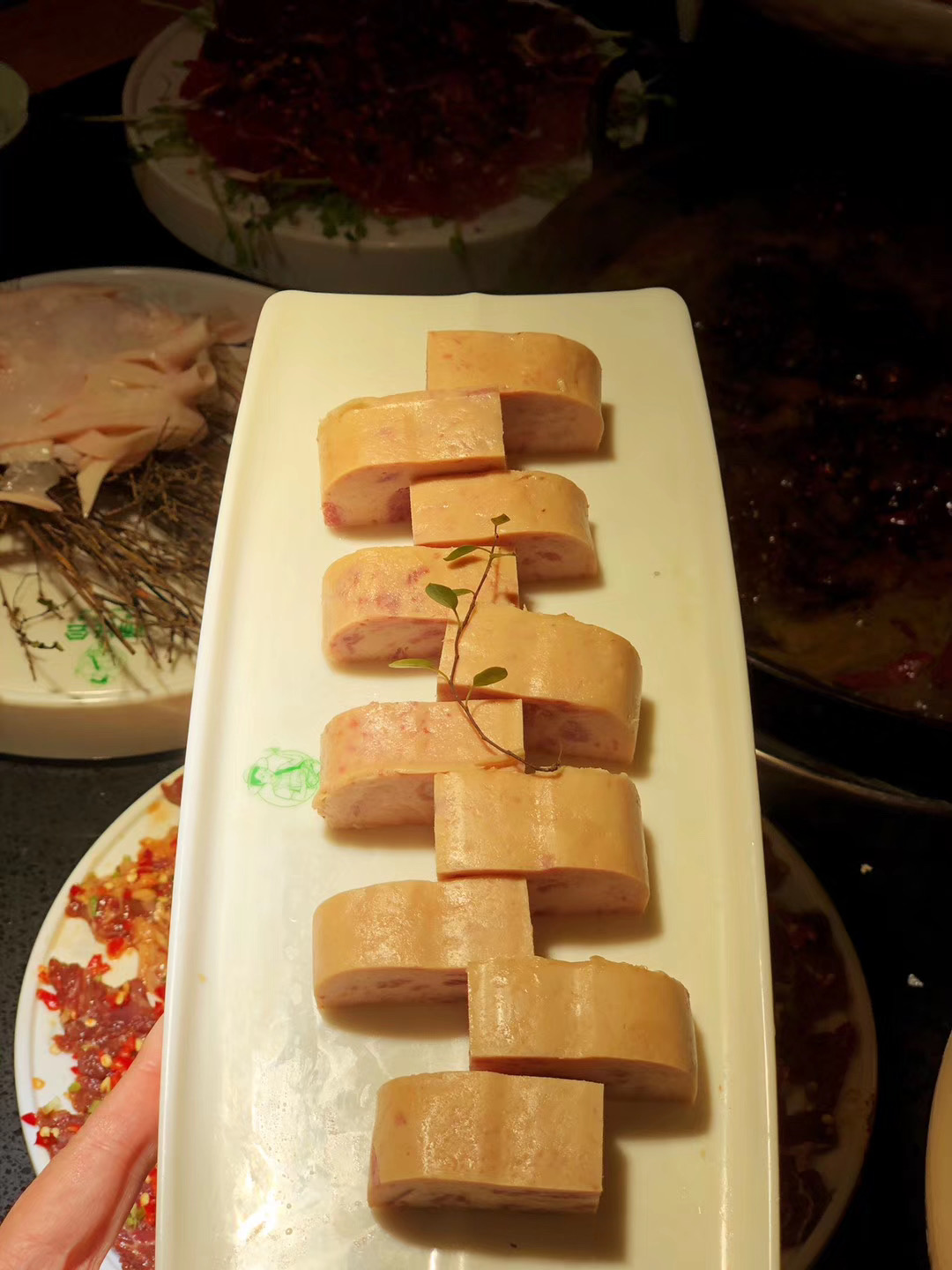 天冷了来一起吃个火锅吧,天冷了来一份火锅吧