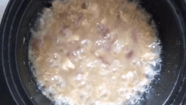 小姨做饭原视频,小姨做竹筒米饭