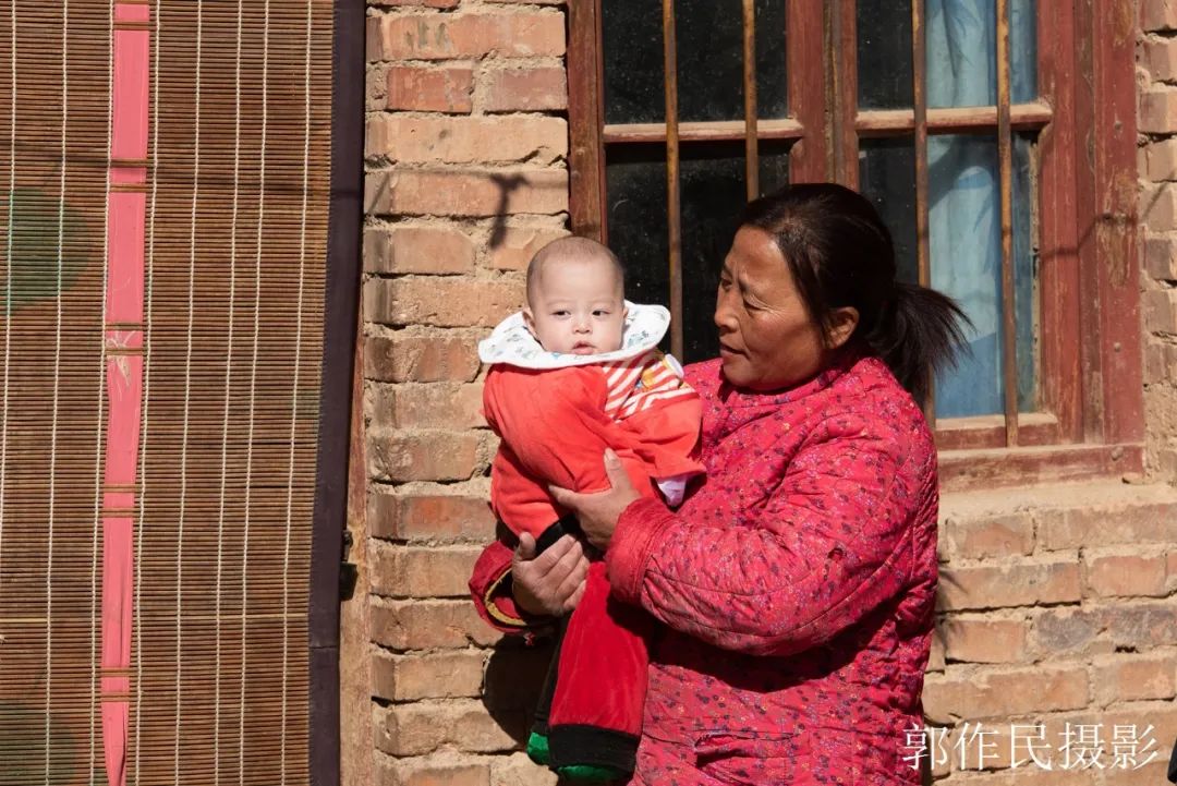 一不小心扭到腰了怎么能治好,一不小心摔坏了脚