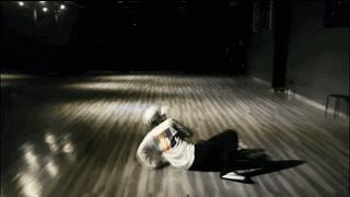 盘点男明星的摆胯舞,男明星跳舞为啥要顶胯