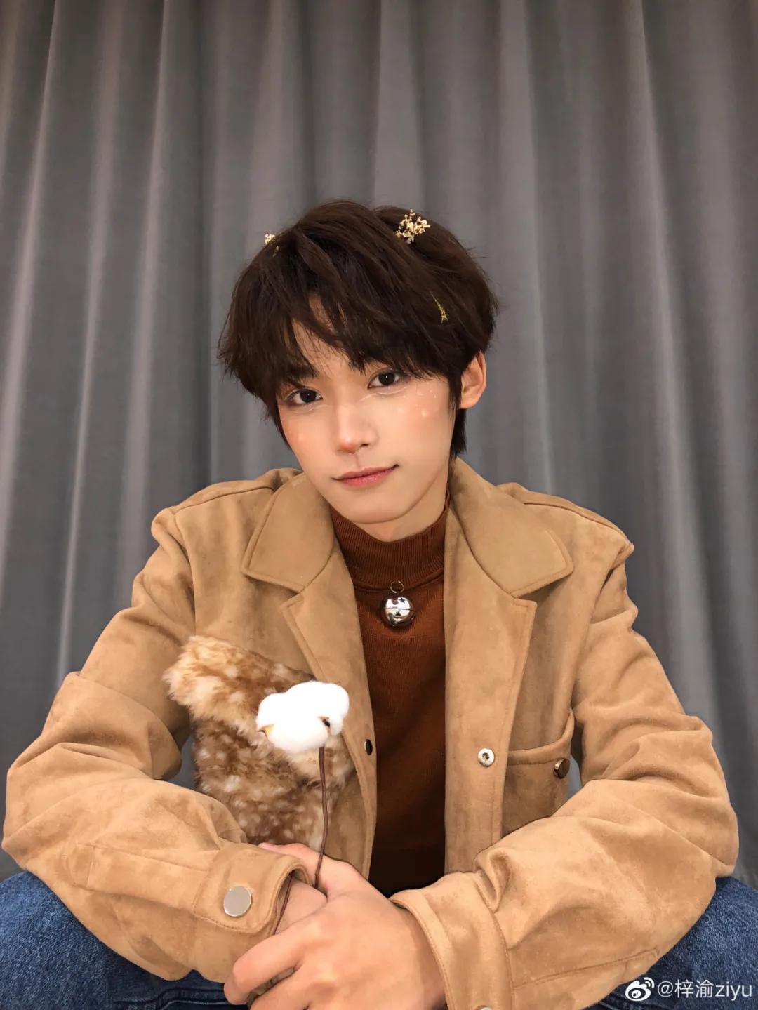 青3最新选手名单,肖战王一博丁禹兮三人头像