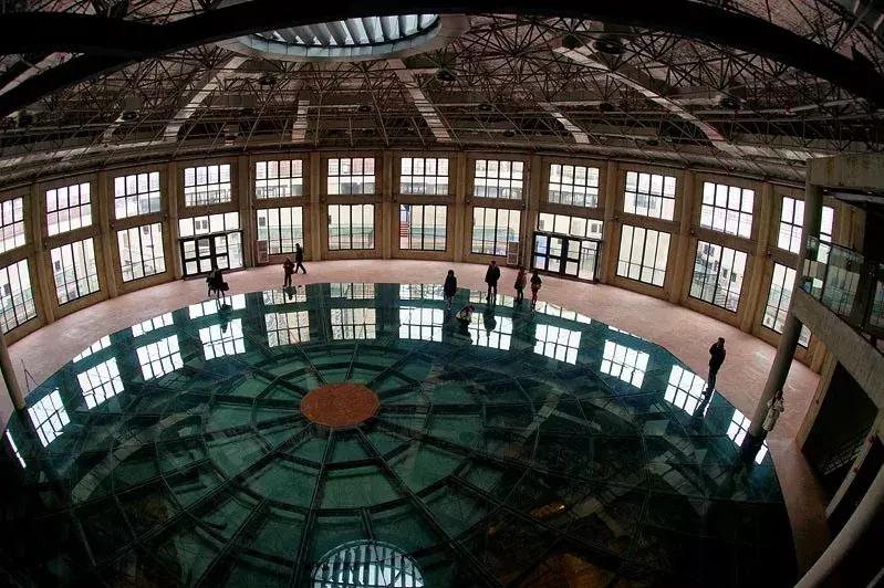 童话变现实!魔都宇宙级城堡婚礼,比爱丽丝仙境还美!