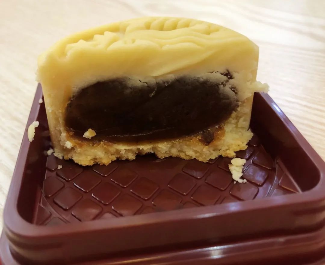 虽然网红月饼性价比都低，但星巴克出品还是倒数第一