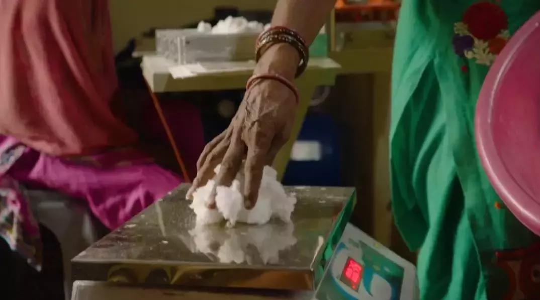 大胆谈月经羞不羞耻?奥斯卡最佳纪录短片告诉你!