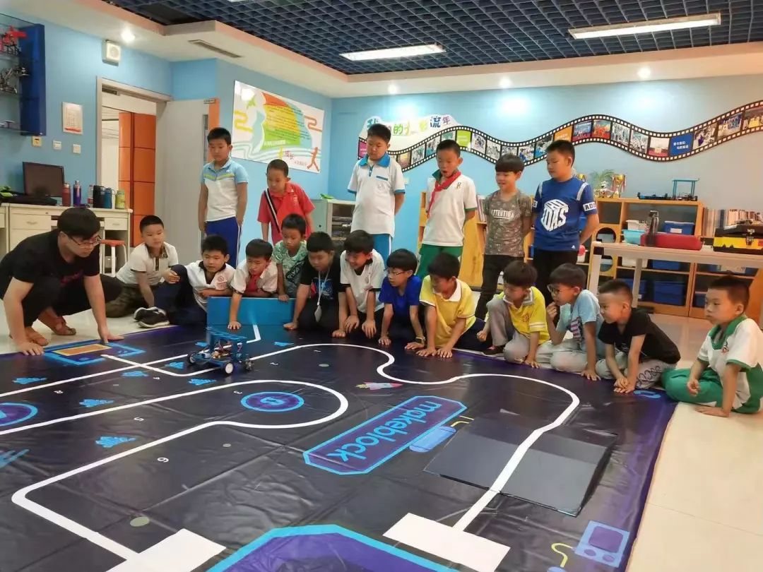 科技节暨机器人竞赛,太原机器人嘉年华