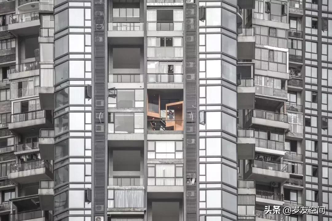 居民楼改造成私人会所,普通居民楼改造成了无敌江景民宿