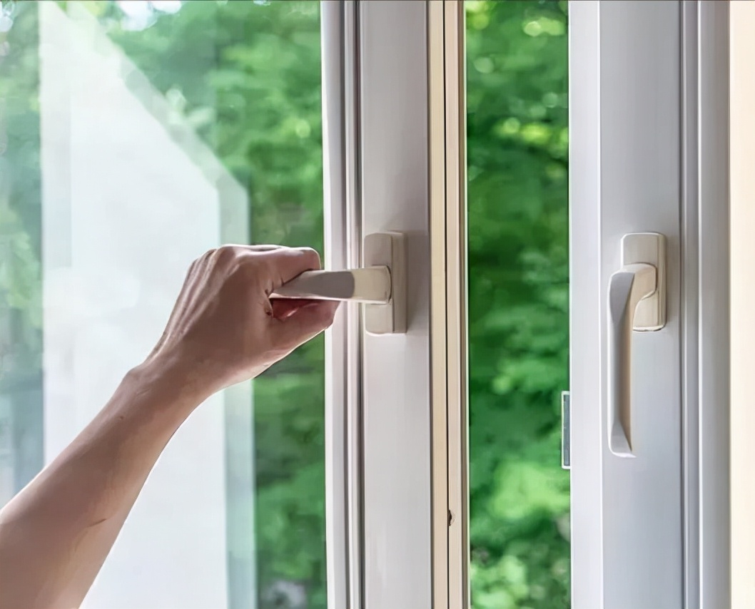 当煤气泄漏时怎么办,房间泄漏煤气怎么做