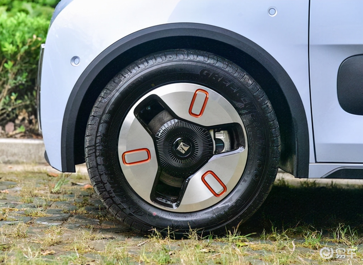 五菱汽车碰撞测试,五菱的车如何