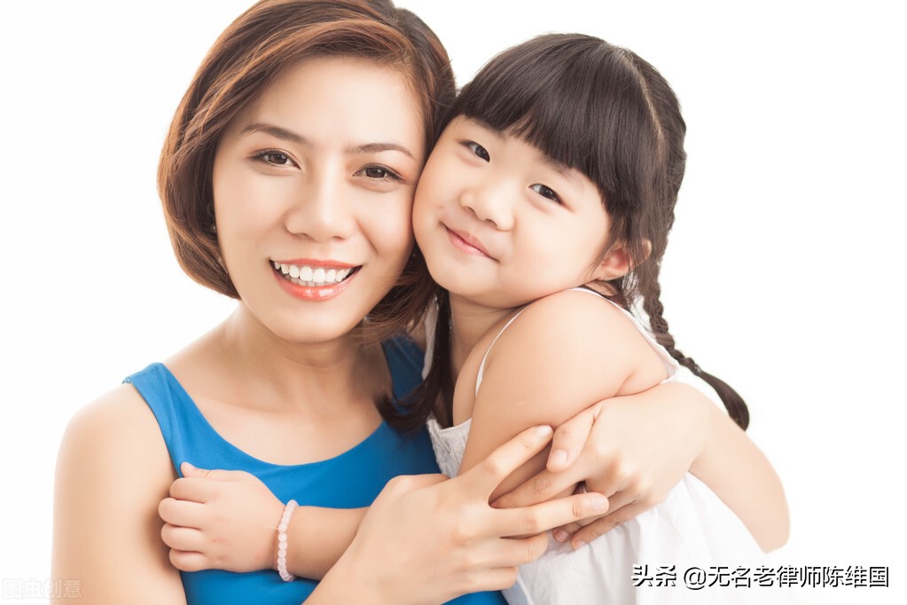 单亲家庭女孩被骂打,单亲家庭女孩打人