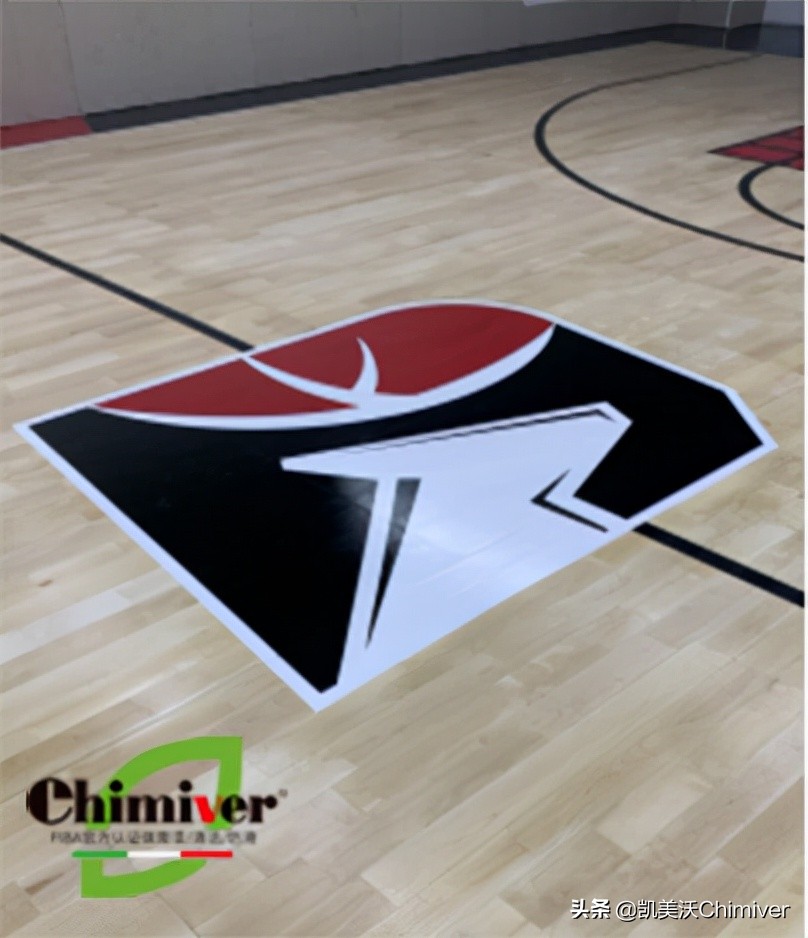 篮球馆地板翻新打磨公司,篮球馆木地板翻新施工队