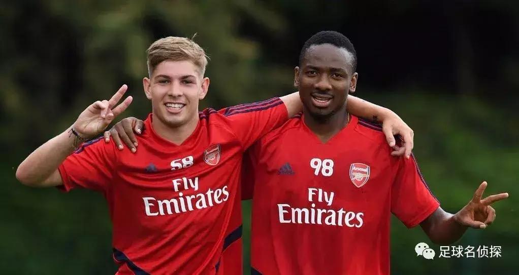 英媒阿森纳考虑租借本泽马,皇马争购阿森纳