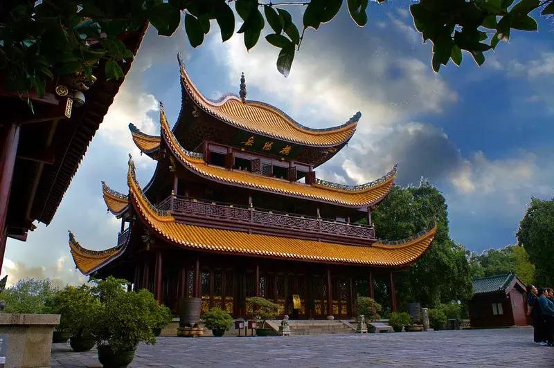 中国的十大古楼,中国旅游十大名楼